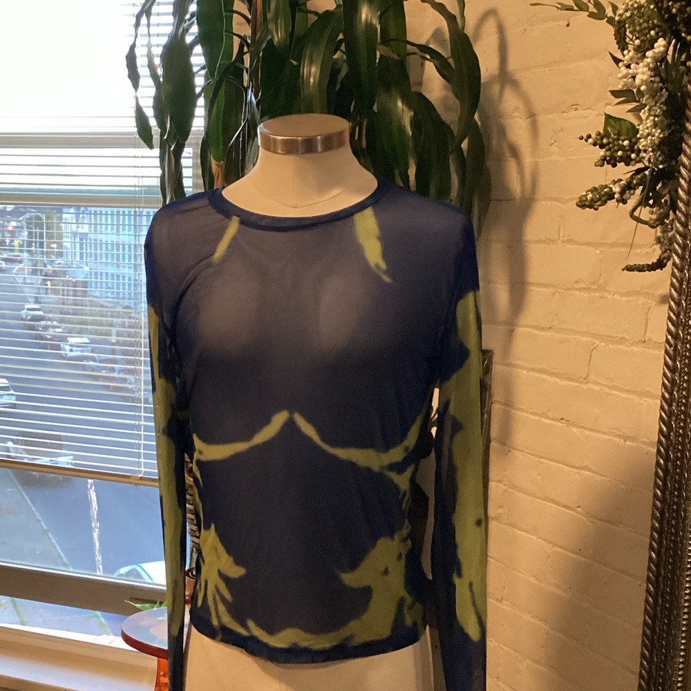 Stylish Blue and Green Long Sleeve Tee